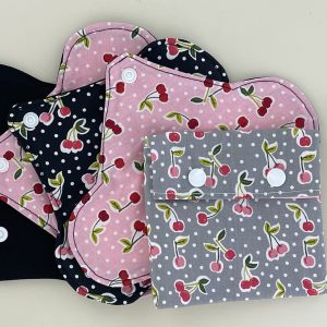 Serviette Hygiénique lavable « Chérie Cherry ». KIT-T2