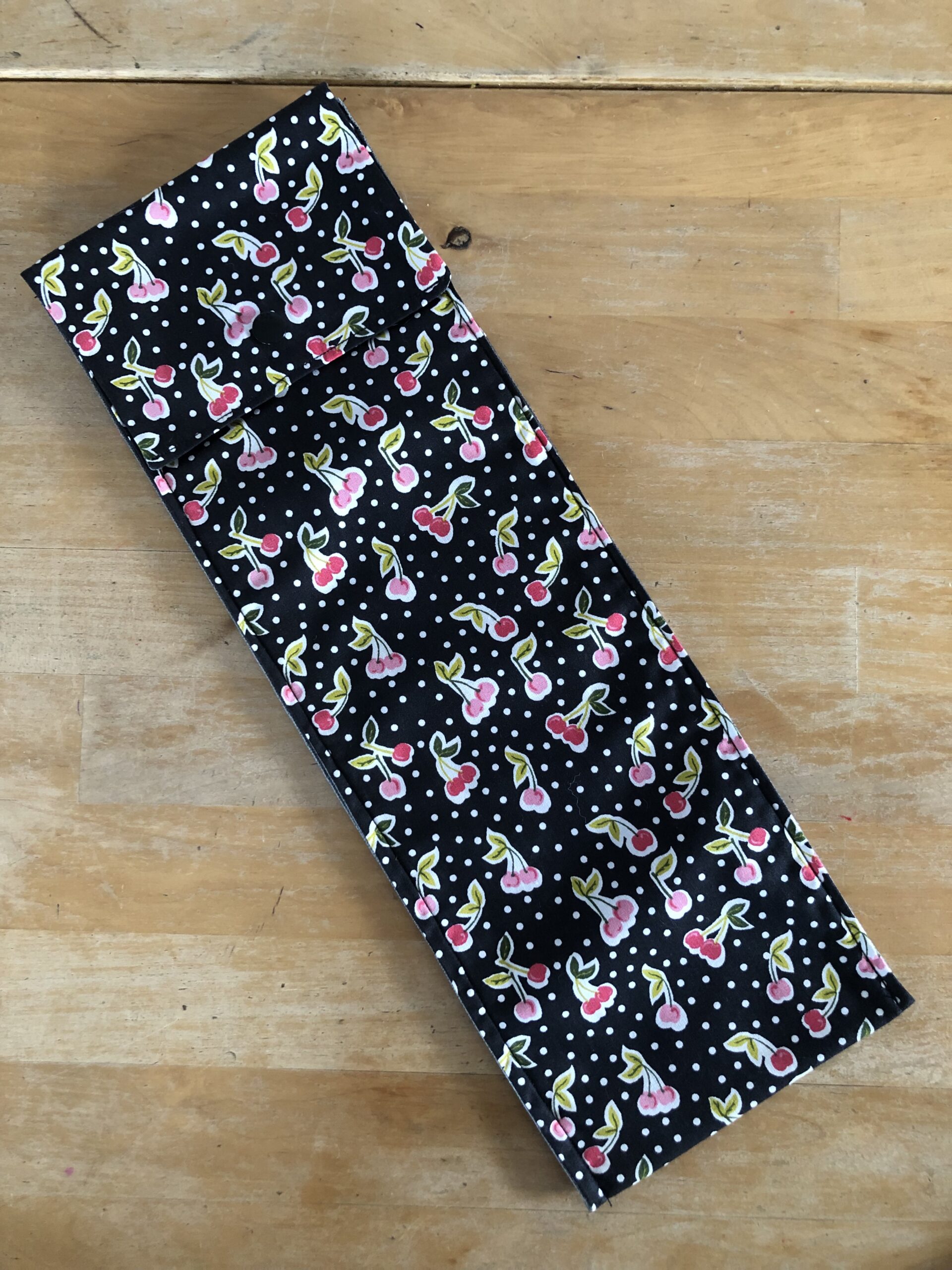 Sac à sandwich baguette » CHERRY DARK ».