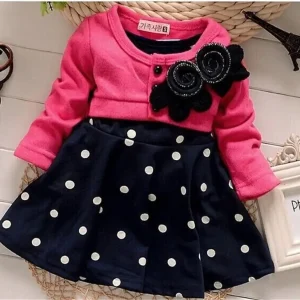 Jolie robe de noël pour petite fille