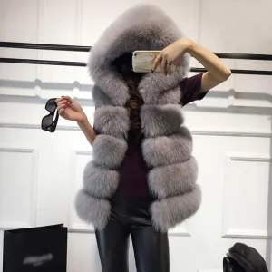 Gilet A Capuche En Fourrure